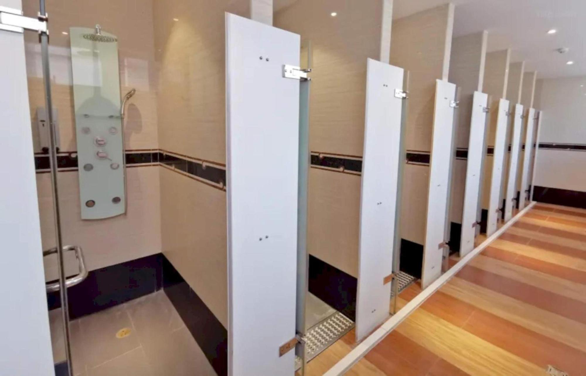 Capital O 75451 Podstel Hostel Bangkok Buitenkant foto