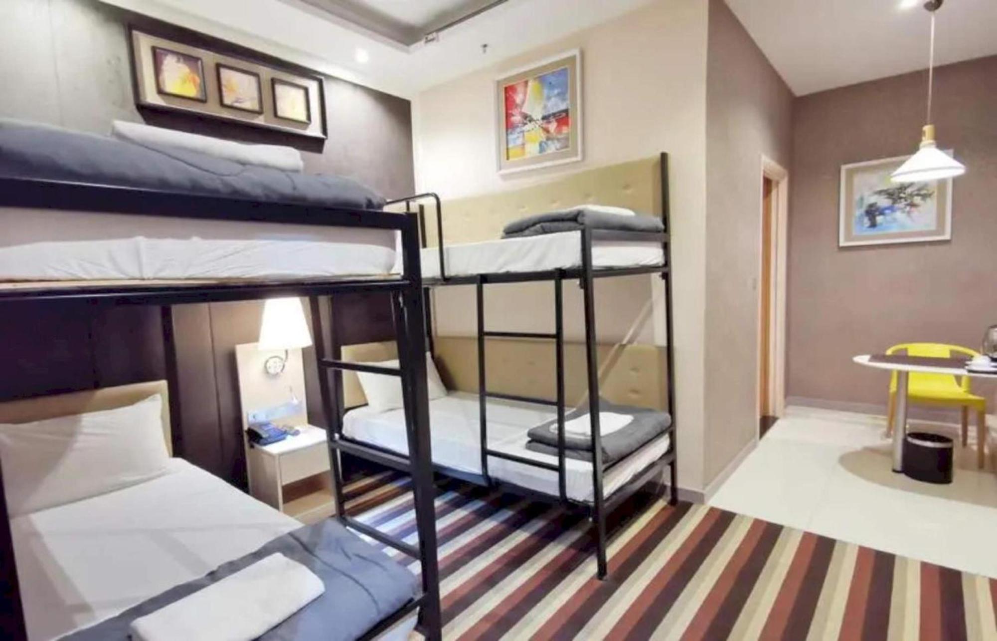Capital O 75451 Podstel Hostel Bangkok Buitenkant foto