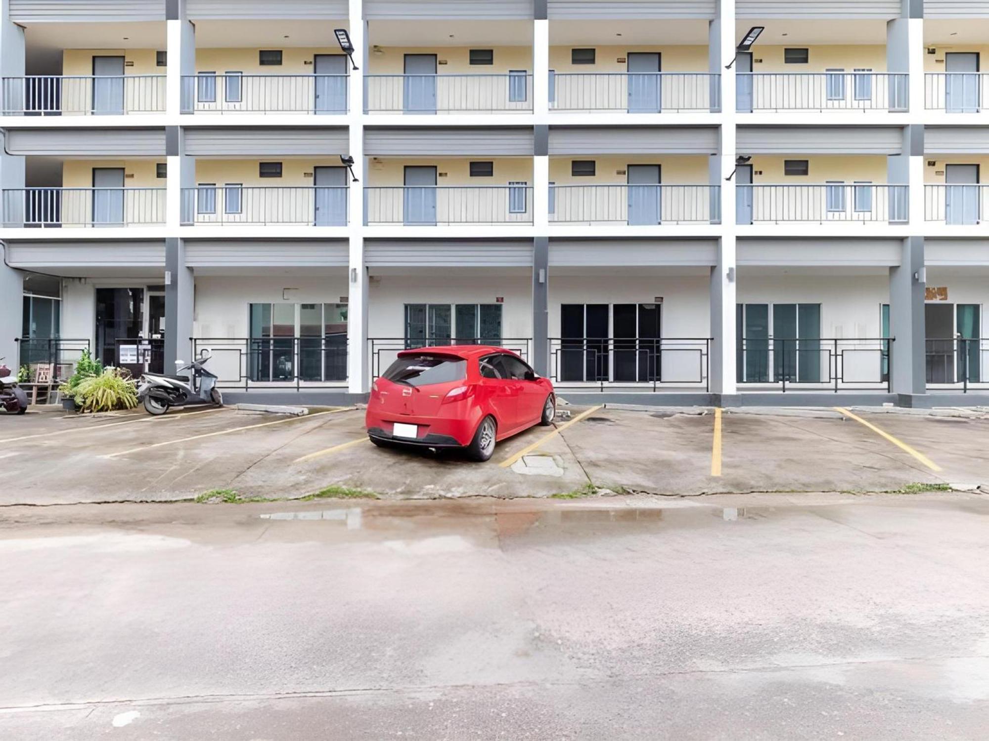 Capital O 75451 Podstel Hostel Bangkok Buitenkant foto